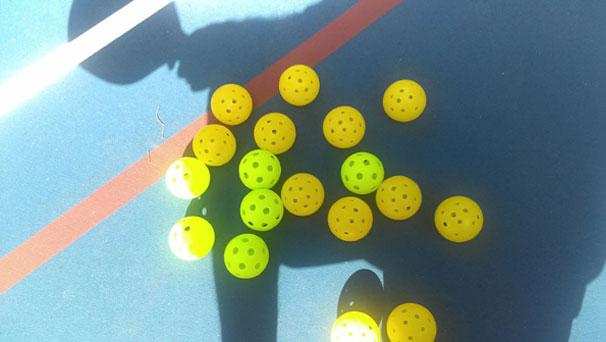 Beginners Guide to Choosing a Pickleball Paddle